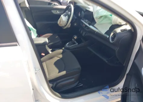 2024 Kia Forte Lx from USA, damaged, VIN 3KPF24AD0RE781975